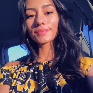 Meet your Posher, Karolyn